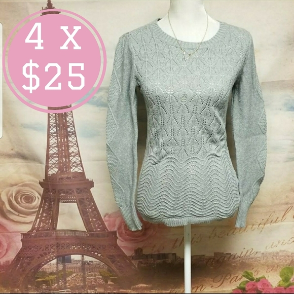 Banana Republic Sweaters - ⭐️ Banana Republic crochet top